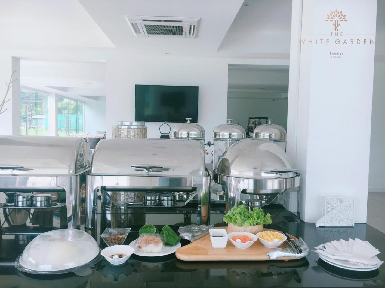 Hotel The White Garden Premier Saraburi Ban Dao Ruang  Exterior foto