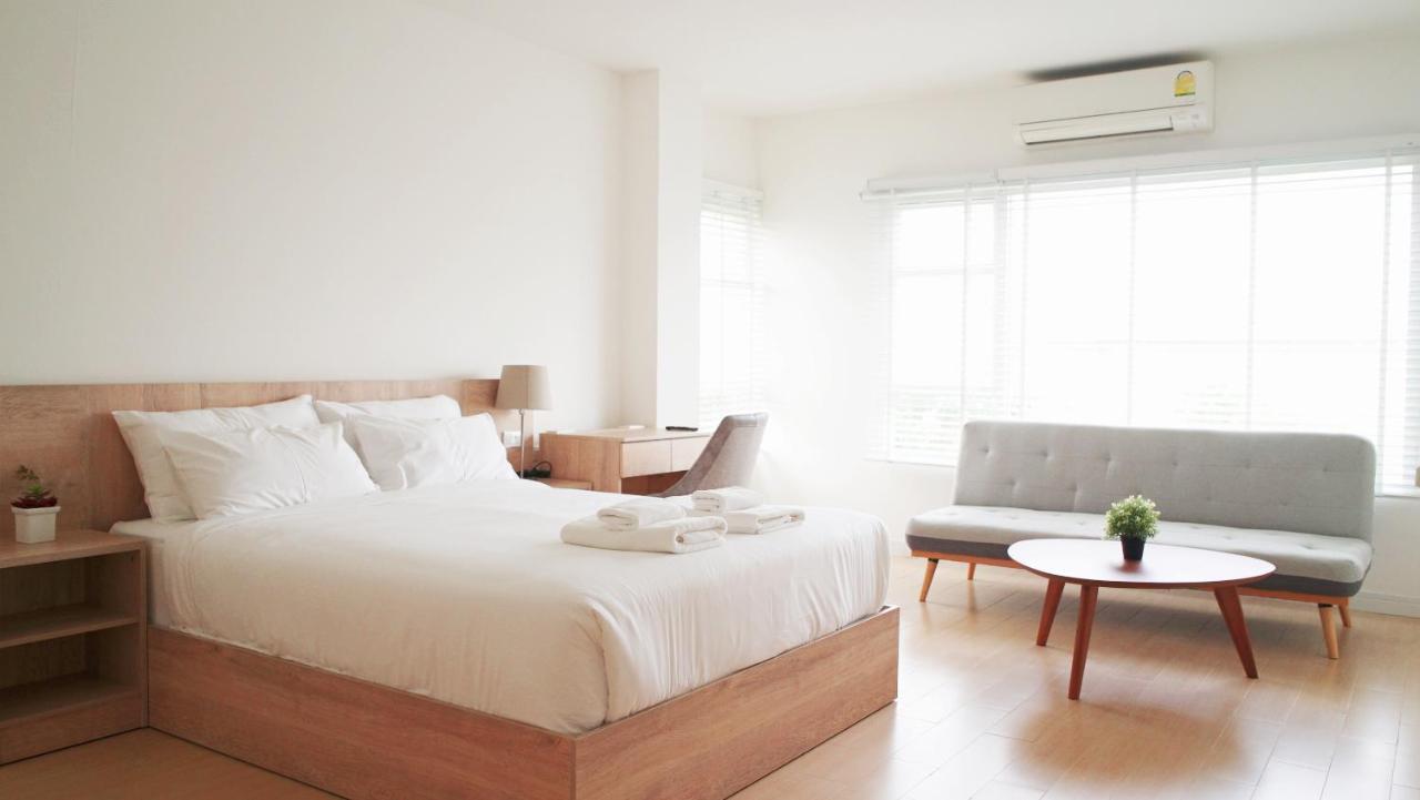 Hotel The White Garden Premier Saraburi Ban Dao Ruang  Exterior foto