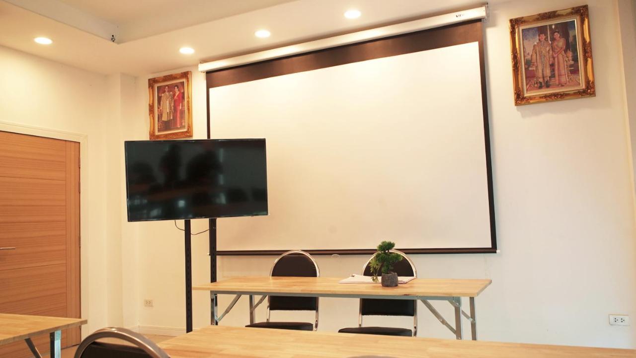 Hotel The White Garden Premier Saraburi Ban Dao Ruang  Exterior foto
