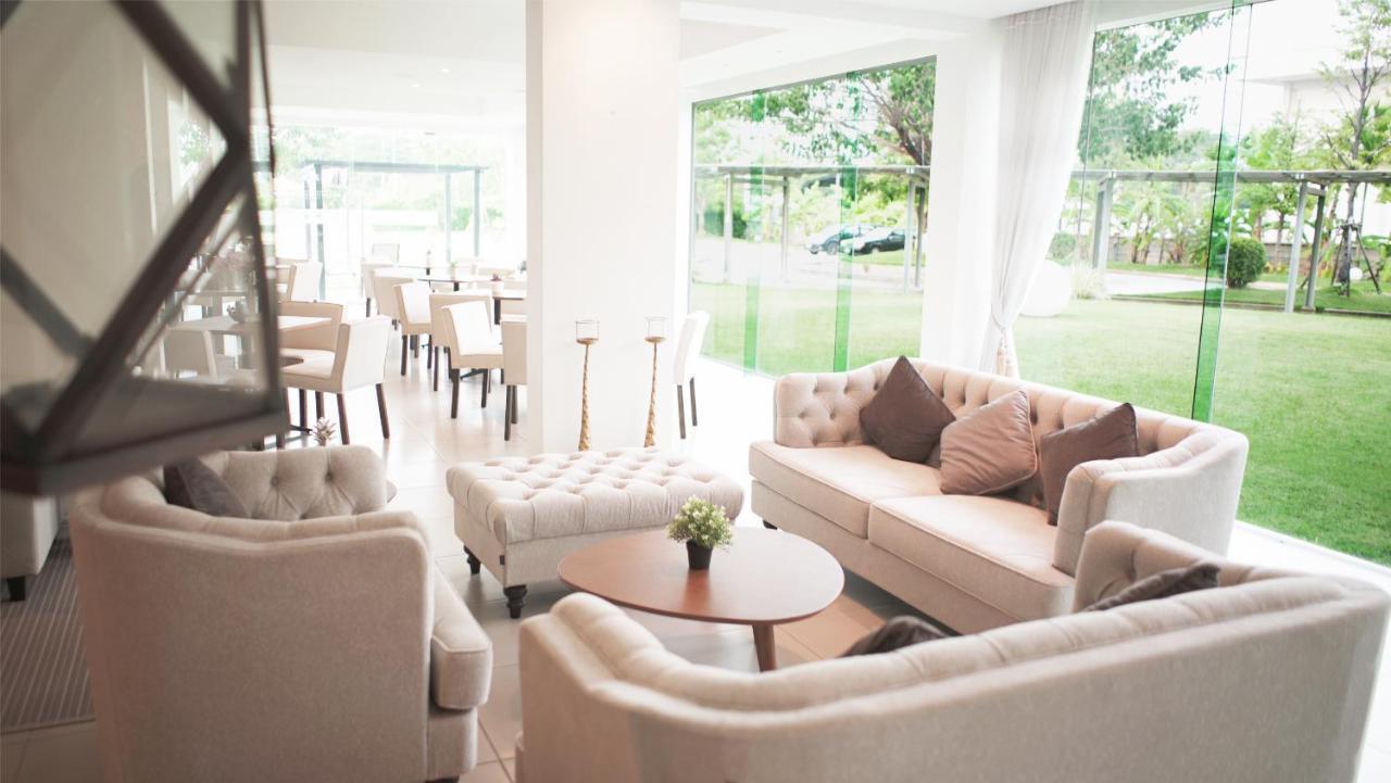 Hotel The White Garden Premier Saraburi Ban Dao Ruang  Exterior foto