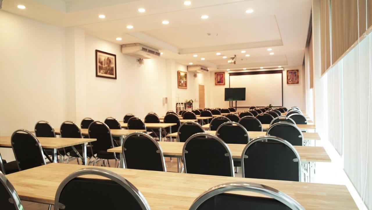 Hotel The White Garden Premier Saraburi Ban Dao Ruang  Exterior foto